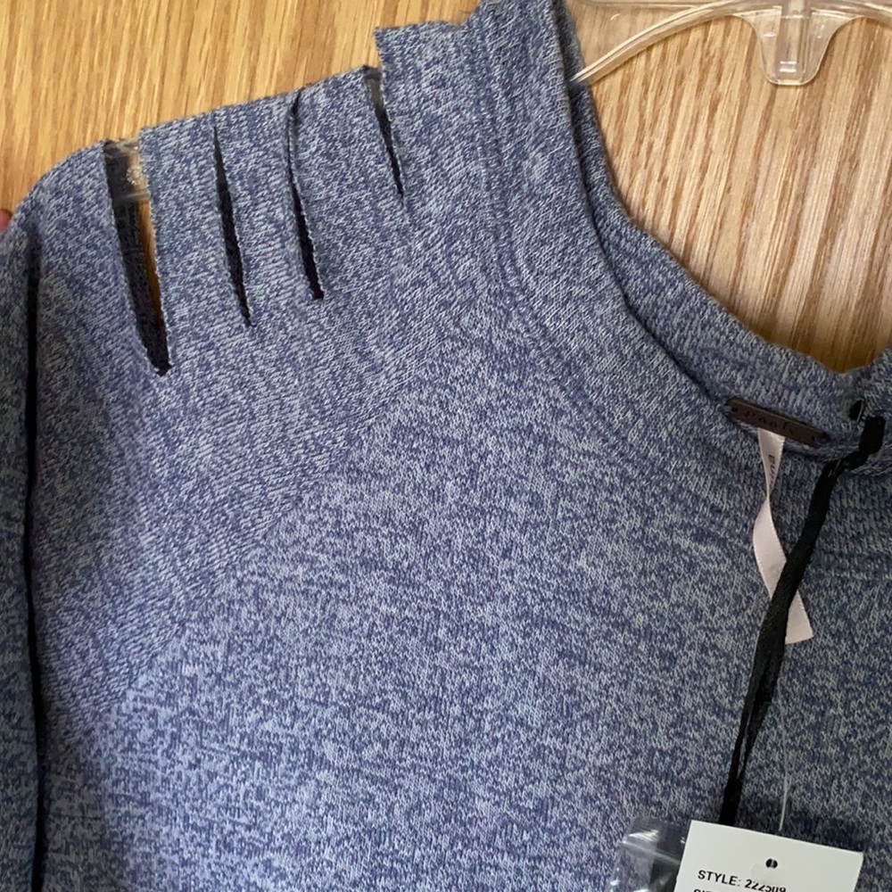 Poof Apparel sz M